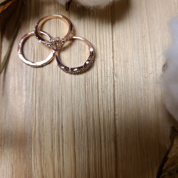 ๐๐BACK IN STOCK!๐๐3 PC Rose Gold Plated ring - Picture 11 of 12